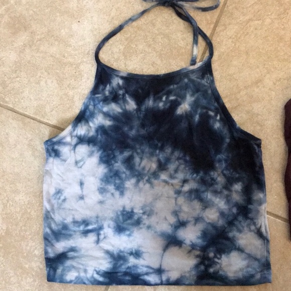 Brandy Melville Halter Top Set - Picture 2 of 4